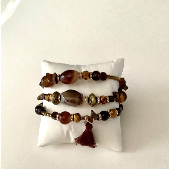 BROWN MULTI STONE AND CHARM LAYERED BRACELET - Picture 2 of 2
